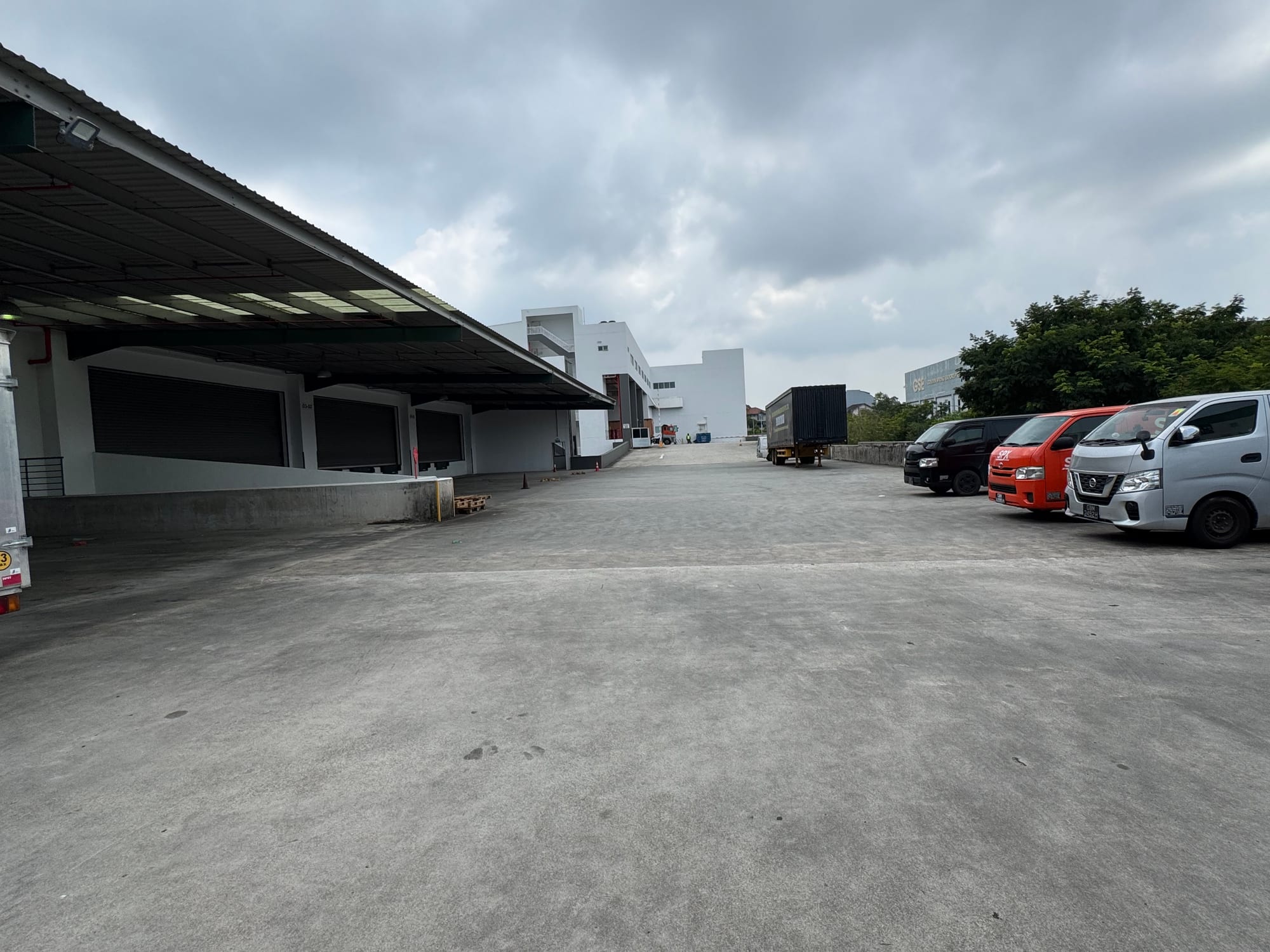 Loading yard and vehicle parking area at 12 Changi North Way